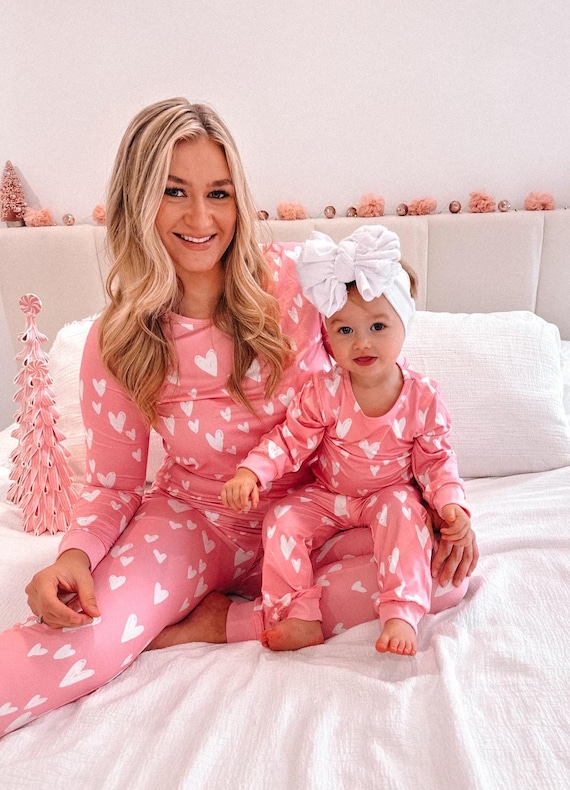 mother daughter and daughter matching pink matching pjs Mommy and Me Valentine, Valentine's Pajamas, Mommy and Me Pajamas