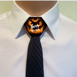 Happy Halloween necktie knot