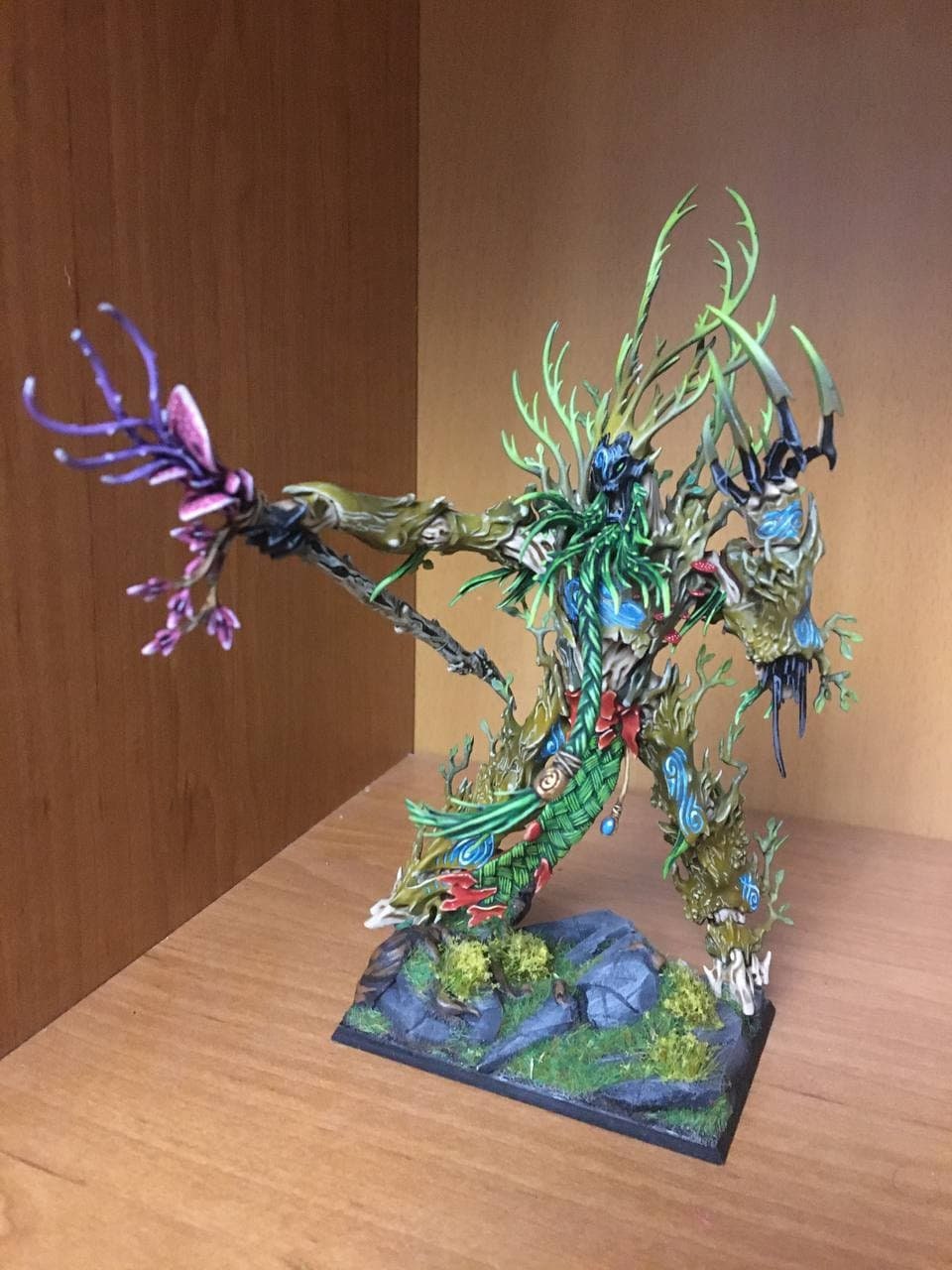 ウォーハンマー　塗装済み　シルヴァネス Treelord Ancient ウォーハンマー FB/T9A/AoS シルヴァネス ツリーロード