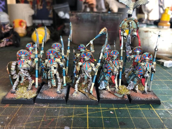 ウォーハンマーFB/T9A/AoS。トゥーム キングス トゥーム ガード ベース