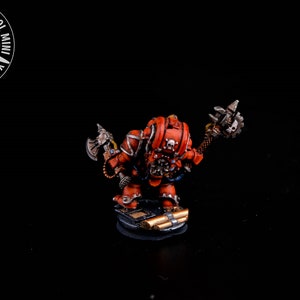 Warhammer 40k Space Marine Techmarine with Power Axe image 2