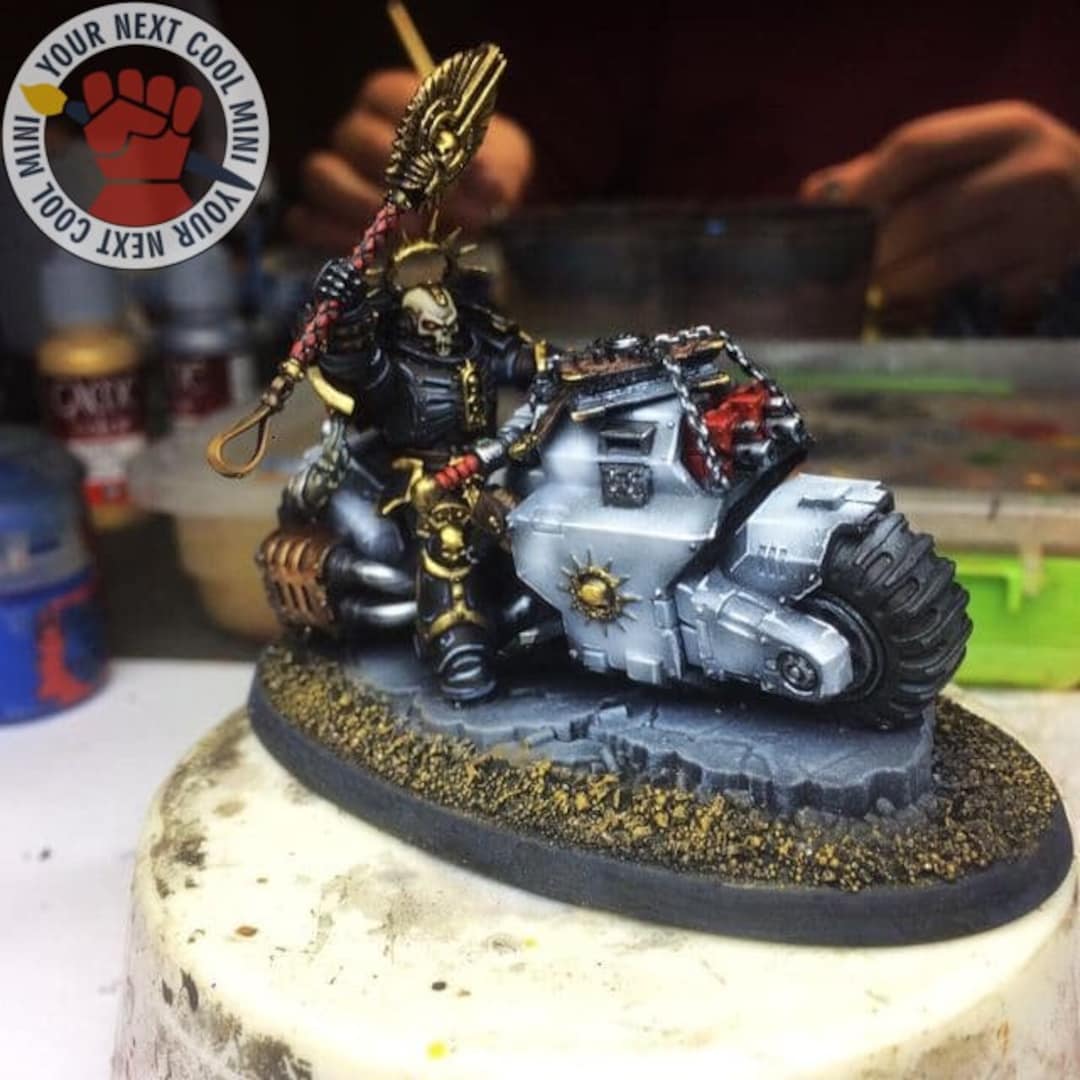 Figurine Warhammer 40K Chapelain Space Marine Sur Moto - Conversion OOP - Peinte - Ultramarines