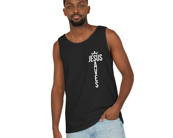 イエスは救うクリスチャンタンクトップ｜ユニセックス信仰シャツ｜ガーメントダイ加工サマーTシャツ｜クラウンクロスデザイン｜インスピレーションギフト