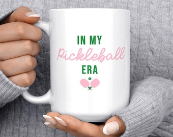 Cadeau de pickleball, tasse époque, tasse de pickleball, amateur de pickleball, jolie tasse à café, époque du pickleball, cadeau de fête des mères, équipe de pickleball, personnalisé