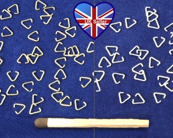 25x Triangle Pendant Bails/Open Jump Rings (5mm). Silver/Gold Plated. Jewellery*pendants*necklaces*earrings. Nickel Free. Cheap UK Postage.