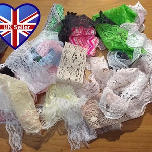 50g of Lace Trim scraps (appx 7-10m) mix of widths, styles & colours. A random selection will be sent in the bundle. Free UK Delivery.