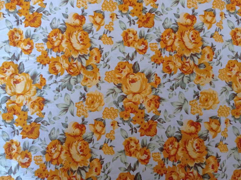 TISSU popeline de coton vintage fleuri orange rouille jaune sur fond gris, coupon de 100 X 160 cm image 2