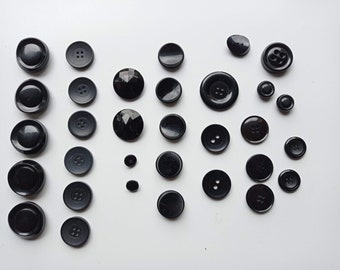 LOT de 30 BOUTONS noirs, de 34 mm à 12 mm, vintage