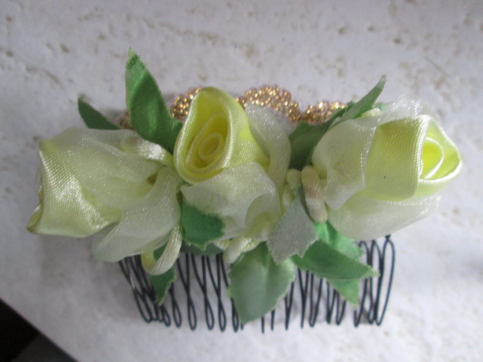 REGENCY ROSE HAIRCOMB Yellow