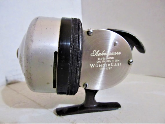 Vintage Shakespeare 1797 Wondercast Closed Face Spinning Reel -  Canada