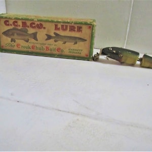 Vintage Creek Chub Bait Co. 4 1/4 Pickie lure with glass eyes and box  bottom - AAA Auction and Realty