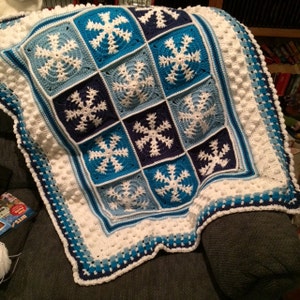Snowflake Afghan