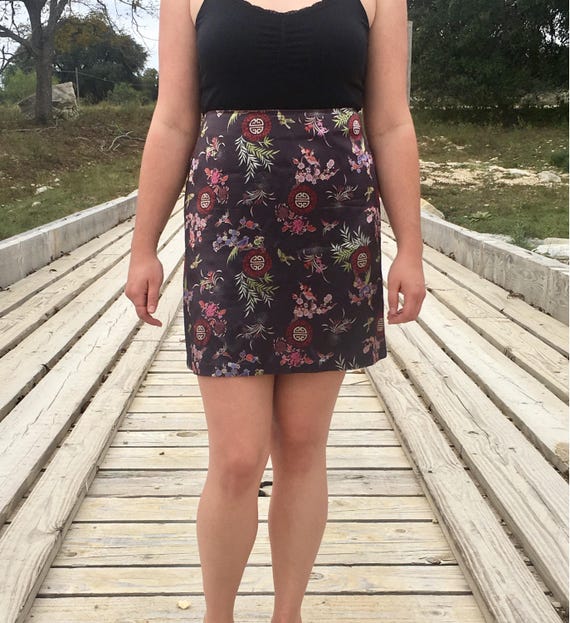 90's Asian bird and flower print silk style skirt