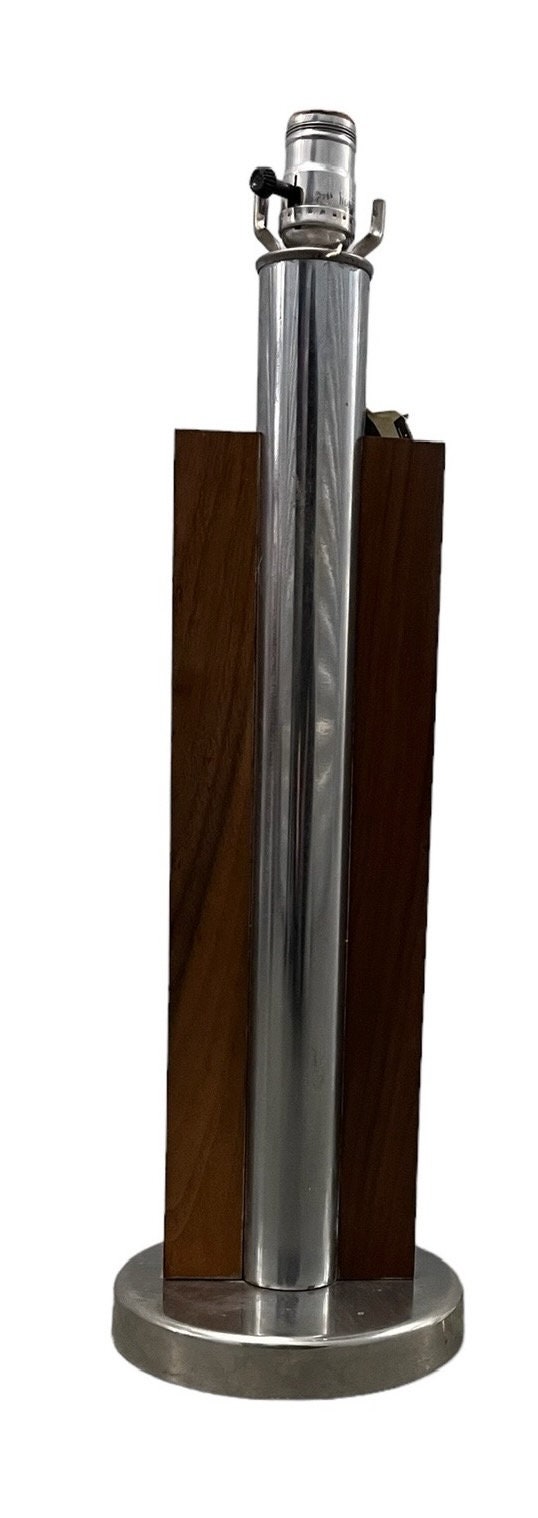 1960s Mid-Century Modern Chrome and Wood Table Lamp