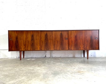 Danish Modern Rosewood Long Console or Credenza