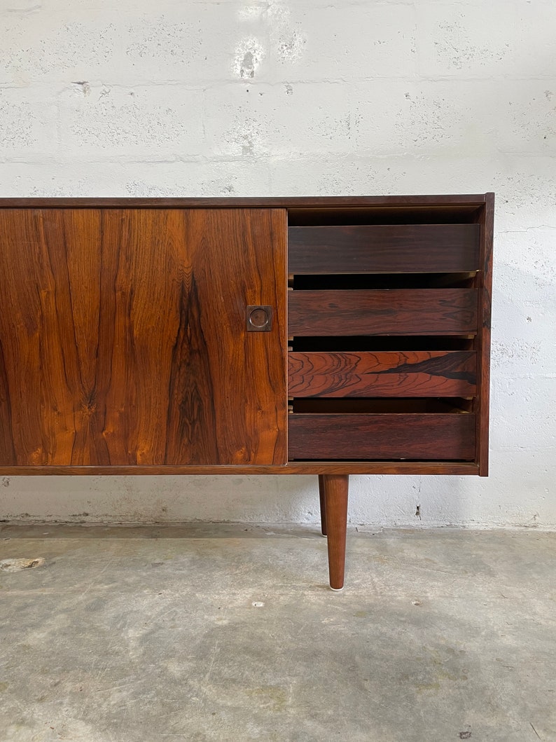 Danish Modern Rosewood Long Console or Credenza image 3