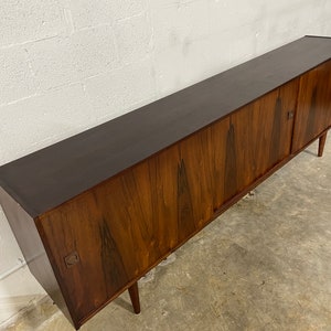 Danish Modern Rosewood Long Console or Credenza image 7