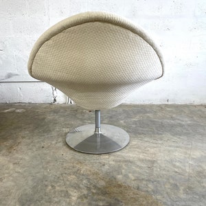 Pierre Paulin for Artifort Mid Century Big Globe Chair image 6