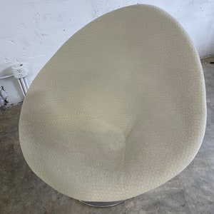 Pierre Paulin for Artifort Mid Century Big Globe Chair image 4