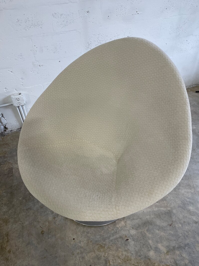 Pierre Paulin for Artifort Mid Century Big Globe Chair image 4