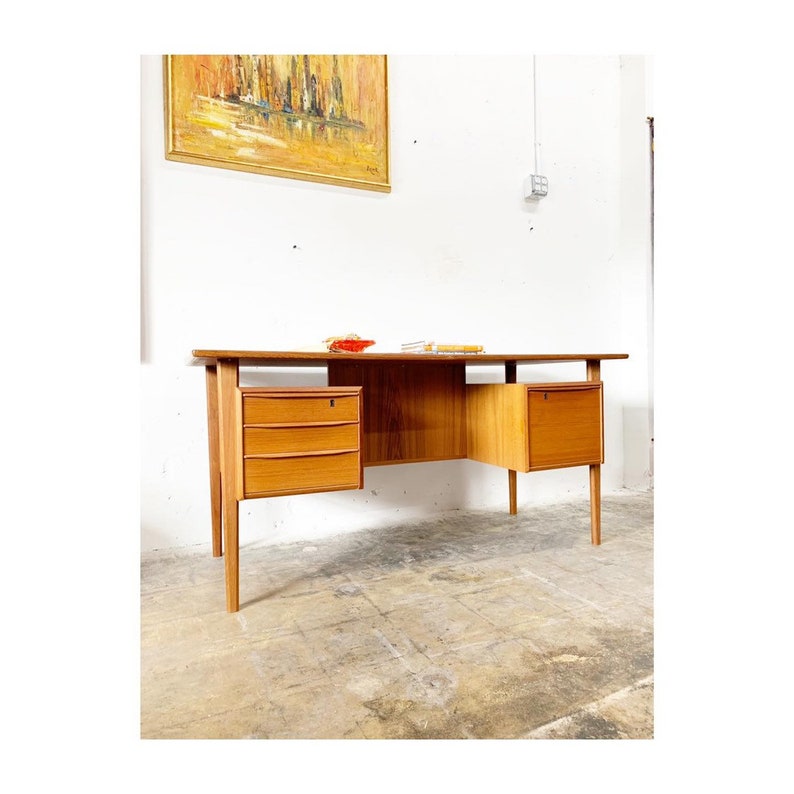 Danish Modern Executive Floating Desk By Peter Løvig
