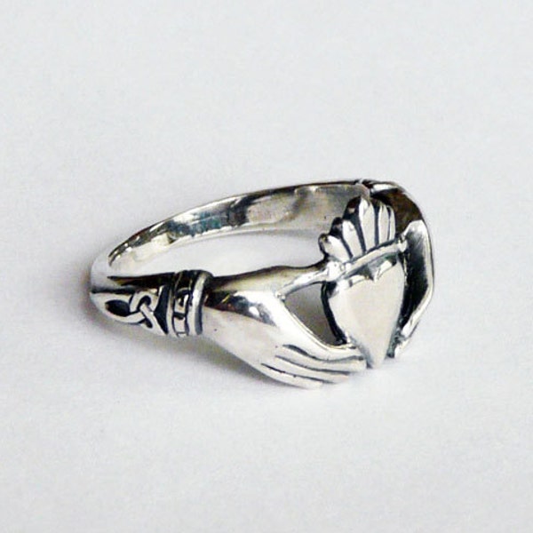 Claddagh Silber Ring, handgefertigter Ring aus SterlingSilber