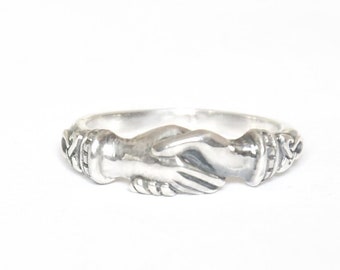 Fede silver ring, handmade sterling silver handshake ring, promice ring, roman ring with hands, engagement ring, friendship hand ring