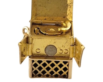 14k Yellow Gold Victrola Phonograph Stanhope Nyc Charm #17885