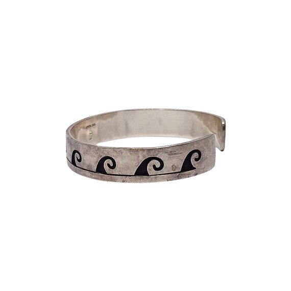 ヴィンテージ！Silver Wavy Cuff ブレスレット Native American Sterling Silver Wave Overlay Cuff Bracelet #17668