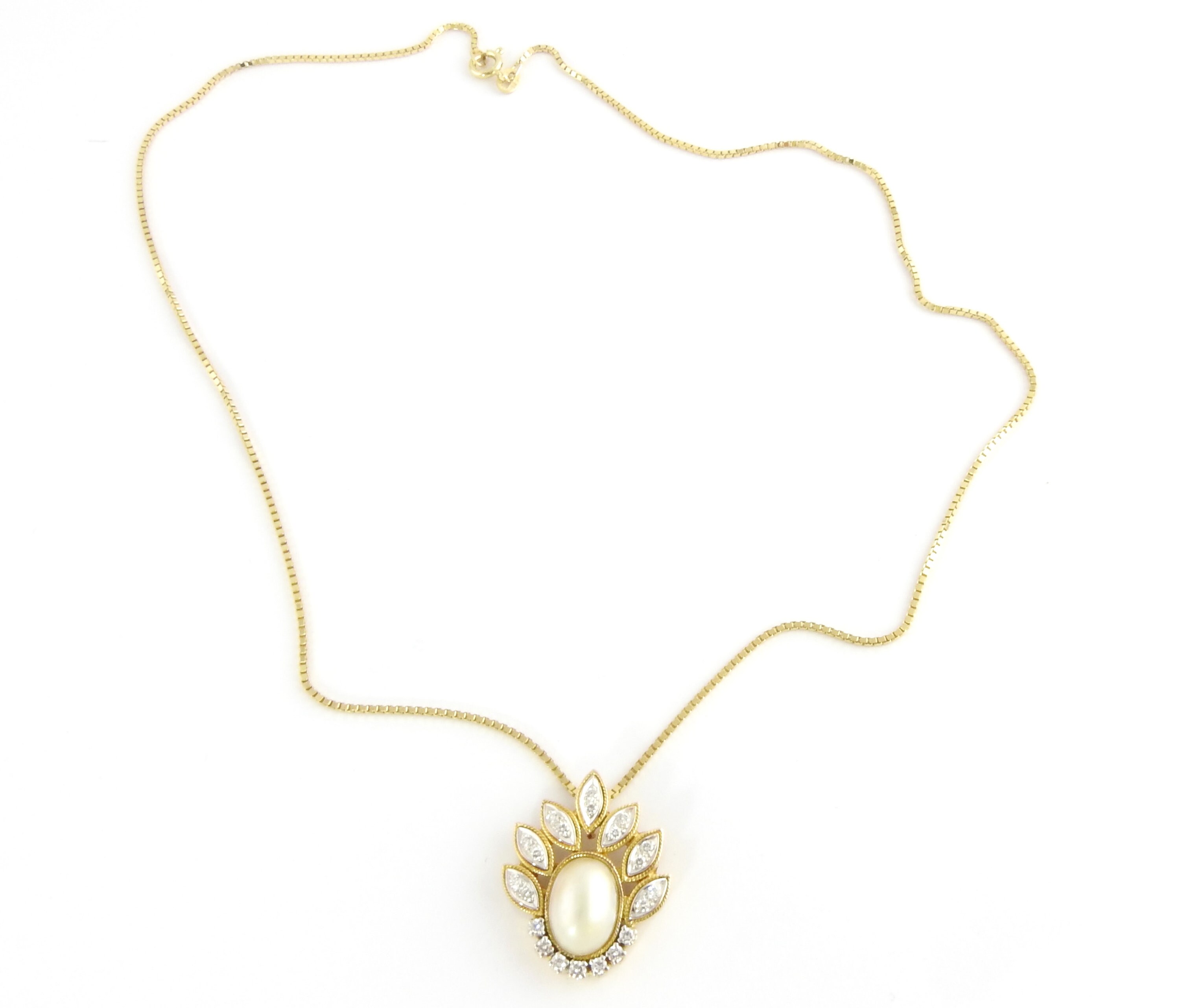 Vintage 14 Karat Yellow Gold Mabe Pearl and Diamond Pendant Necklace ...