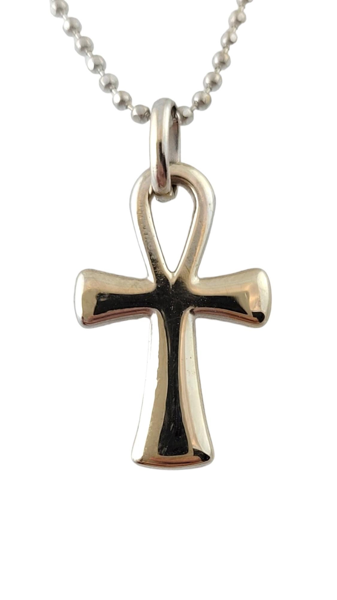 18k White Gold Cross Pendant Necklace #16445