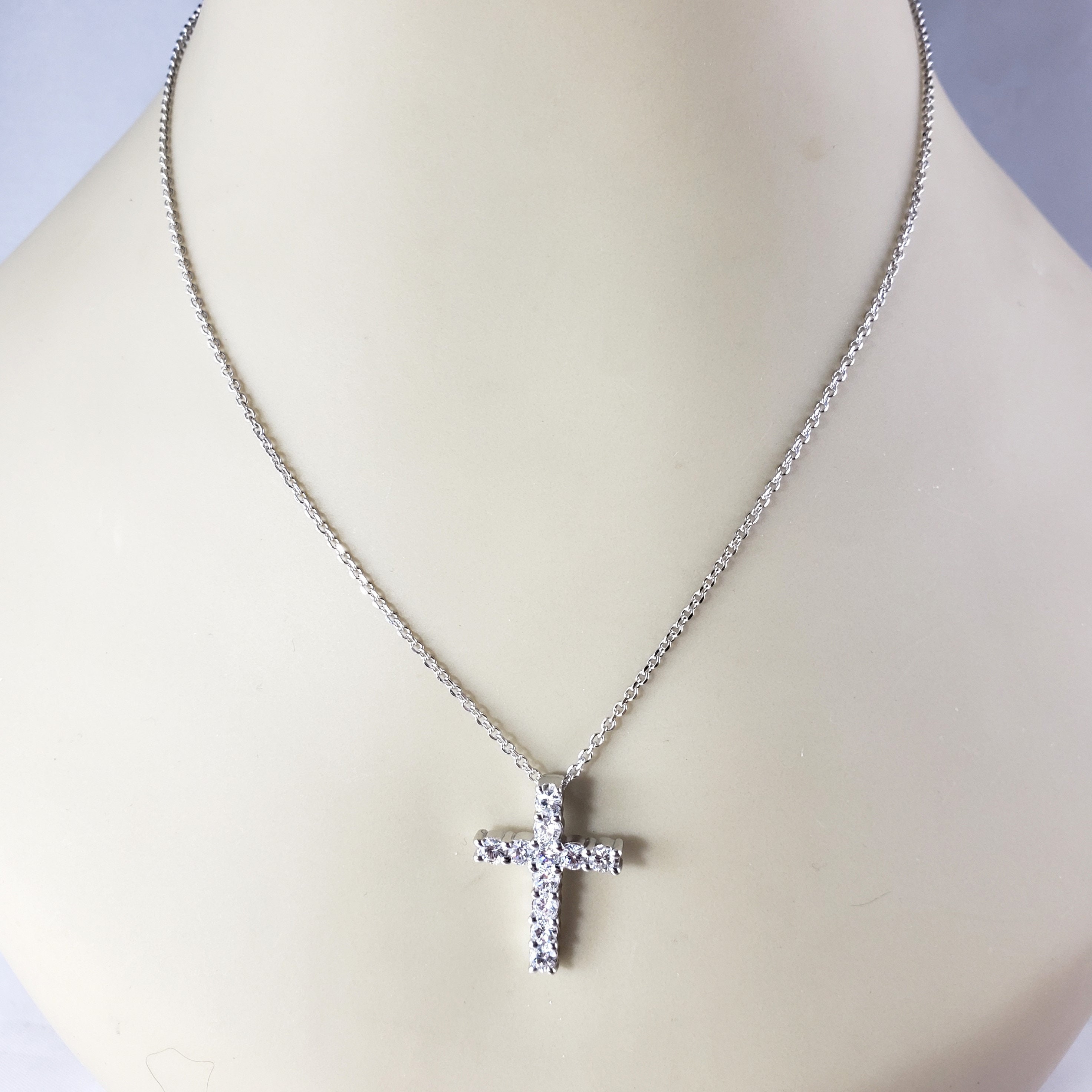ヴィンテージ 14 カラット ホワイト ゴールドとダイヤモンドのクロス 