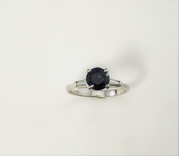 その他 valuable Vintage 14 Karat White Gold Sapphire and Diamond Ring Size 6.25