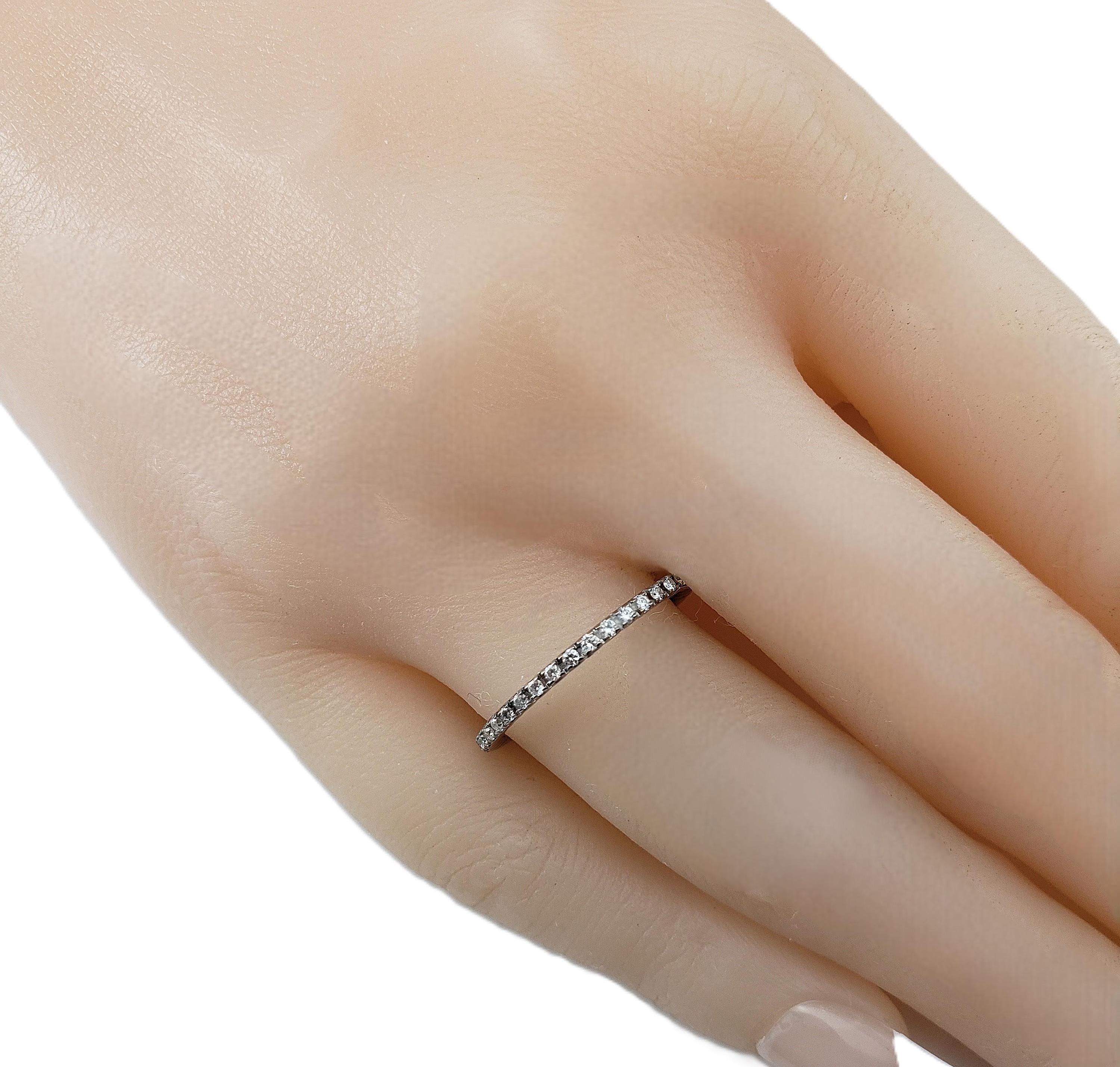 スパーク 18カラット ホワイトゴールド ダイヤモンド エタニティ