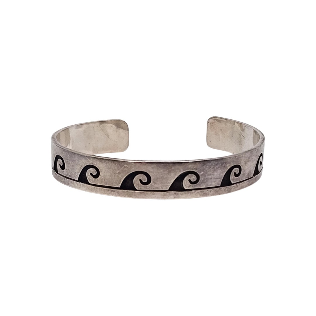 ヴィンテージ！Silver Wavy Curve ブレスレット　#1 Native American Sterling Silver Wave Overlay Cuff Bracelet #17668