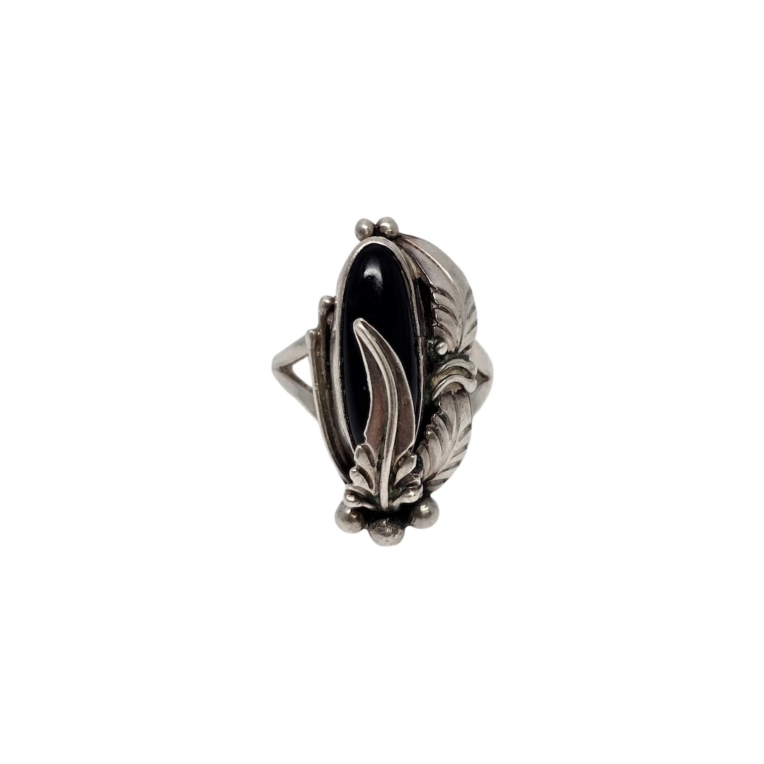 Native American Nakai Sterling Silver Feather Onyx Ring Size 7 1/4