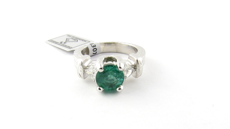 IGI Certified 14K White Kansas City Mall Gold Natural Recommendation and Diamond Si Ring Emerald