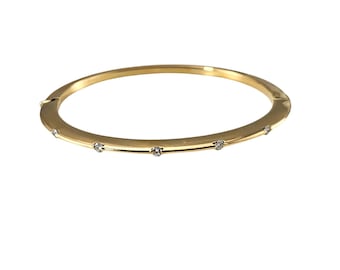 18k Yellow Gold Diamond Oval Bangle Bracelet #24973