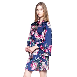 VENTE D'ÉCHANTILLONS / Robes florales de demoiselle d'honneur pour se préparer / Robes de kimono de mariée / Robes de mariée / Cadeaux de fête nuptiale / Cadeaux de douche nuptiale