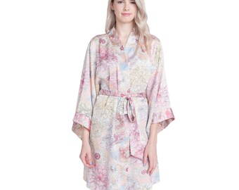 Bridesmaid Floral Robes for getting ready / Bridal Kimono Robes / Wedding Robes for Brides / Bridal Party Gift / Bridal Shower / Bride to be
