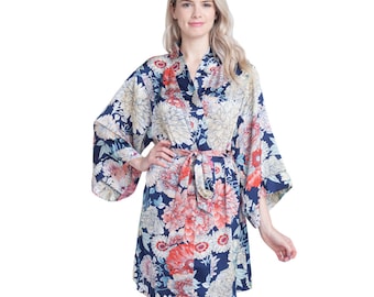 Bridesmaid Floral Robes for getting ready / Bridal Kimono Robes / Wedding Robes for Brides / Bridal Party Gift / Bridal Shower / Bride to be
