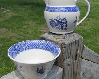 Vintage Wesley Wedgwood Creamer Open Sugar Blue Calico Replica 1761 Blue White