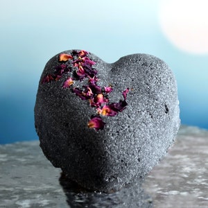 goth bath bomb, anti valentines day, galentines day gift image 8