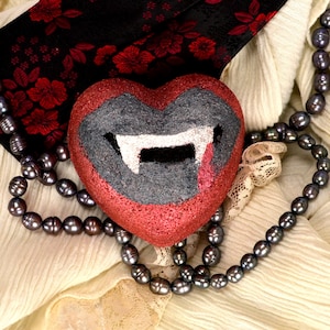 love bites bath bomb, horror valentine, galentines day gifts