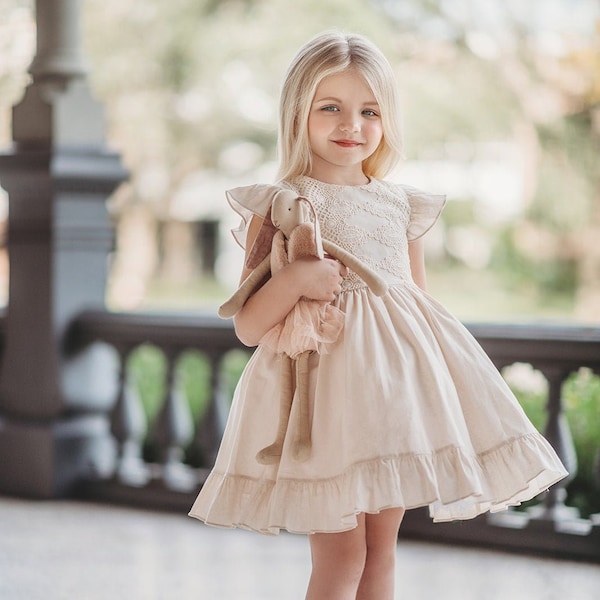 Mädchen Trägerkleid, beiges Mädchen Kleid, Elfenbein Blumenkleid, Mädchen Trägerkleid, Vintage Trägerkleid, Hochzeitskleid