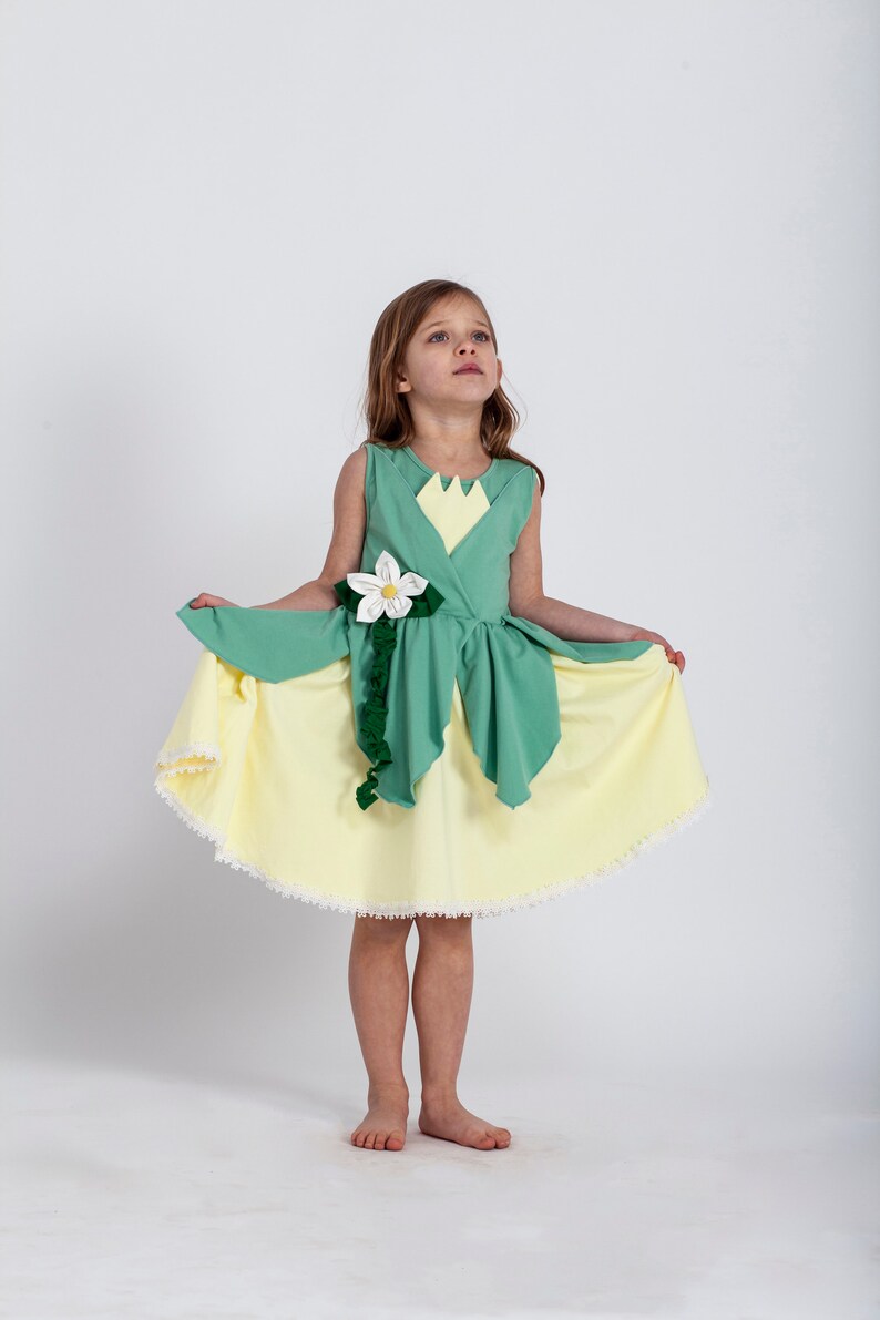 disney girls dress up