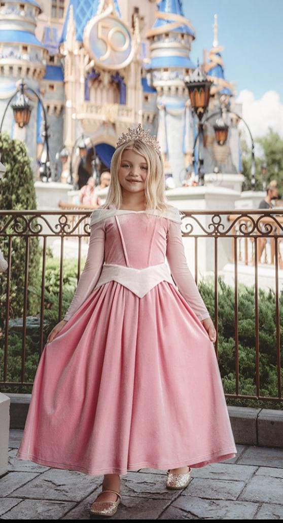 open lace back dress Classic Pretty Pretty Princess Jewelry Dress-Up Board Game – Toys
