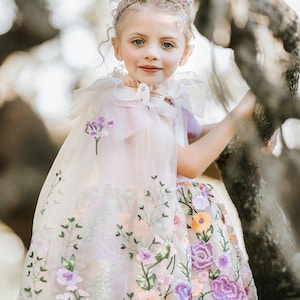 Capa de princesa Rapunzel, accesorios de princesas Disney, vestido de niña de las flores, vestido de Enredados, vestido de cumpleaños, disfraz de Halloween, capa de princesa, Pascua