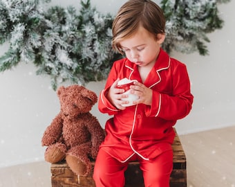 Rode kerstpyjamaset jongens | Gezinsvriendelijke vakantielounge | Kerstmanpyjama l Polar Express-treinrit l Ontbijt met kerstman l Klassiek