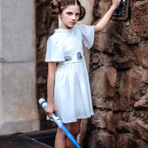 Disfraz de Princesa Leia para Niña - Disfraz de Star Wars - Cosplay de Halloween o Cumpleaños - Disfraz de Jedi para Niña Pequeña - Listo para Enviar - Disfraz